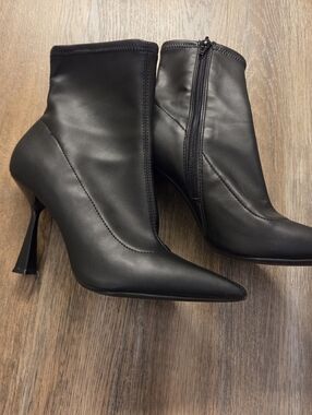 Black Pointed-Toe Stiletto Ankle Boots - Women's